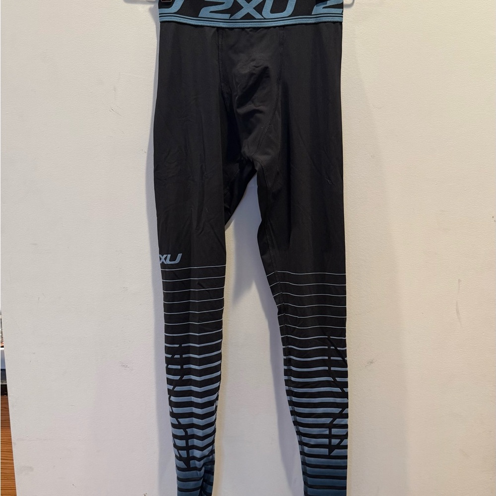 2XU Recovery Tights Size Small